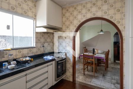 Casa à venda com 165m², 3 quartos e 3 vagasCozinha