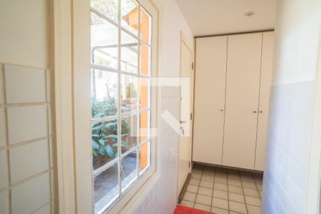 Casa à venda com 260m², 4 quartos e 3 vagas Casa à venda com 260m², 4 quartos e 3 vagasÁrea de Serviço