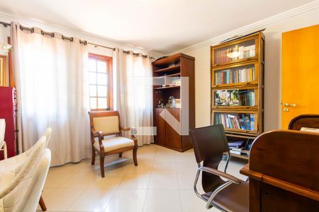 Casa à venda com 390m², 6 quartos e 8 vagas Casa à venda com 390m², 6 quartos e 8 vagasQuarto 3 - suíte