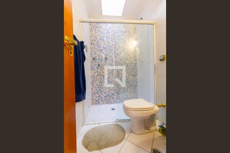 Casa à venda com 390m², 6 quartos e 8 vagas Casa à venda com 390m², 6 quartos e 8 vagasBanheiro 4