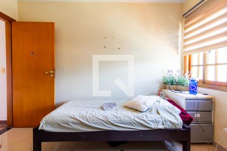 Casa à venda com 390m², 6 quartos e 8 vagas Casa à venda com 390m², 6 quartos e 8 vagasQuarto 5