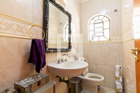 Casa à venda com 390m², 6 quartos e 8 vagas Casa à venda com 390m², 6 quartos e 8 vagasBanheiro 5