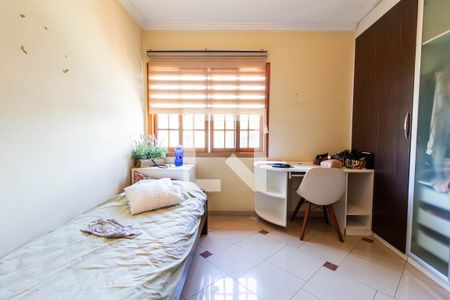 Casa à venda com 390m², 6 quartos e 8 vagas Casa à venda com 390m², 6 quartos e 8 vagasQuarto 5