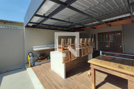 Casa à venda com 180m², 3 quartos e 2 vagasÁrea gourmet