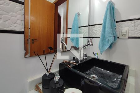 Casa à venda com 180m², 3 quartos e 2 vagasBanheiro Social