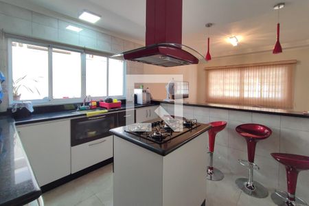 Casa à venda com 180m², 3 quartos e 2 vagasCozinha