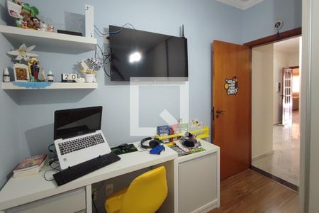 Casa à venda com 180m², 3 quartos e 2 vagasQuarto 3