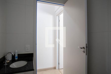 Apartamento à venda com 100m², 2 quartos e 2 vagas Apartamento à venda com 100m², 2 quartos e 2 vagasBanheiro