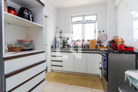 Apartamento à venda com 90m², 3 quartos e 3 vagasCozinha
