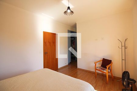 Casa à venda com 278m², 3 quartos e 4 vagasSuíte 3