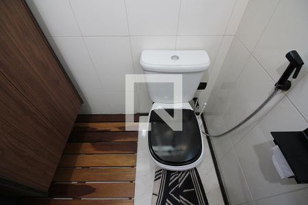 Casa à venda com 278m², 3 quartos e 4 vagasSuíte 2 Banheiro