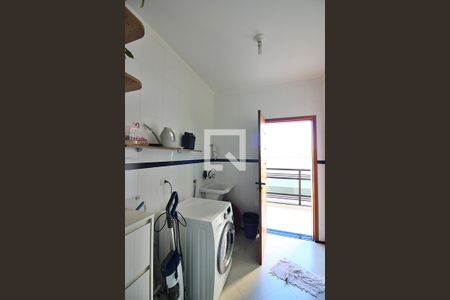 Casa à venda com 278m², 3 quartos e 4 vagasÁrea de Serviço