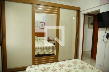 Apartamento à venda com 72m², 3 quartos e 2 vagasQuarto 2