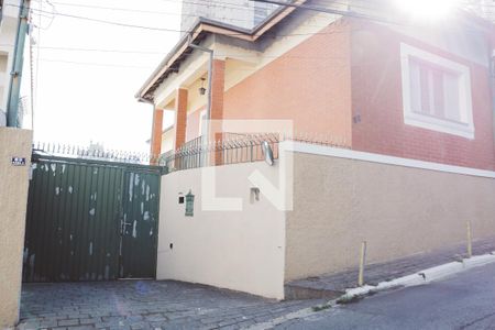 Casa à venda com 374m², 6 quartos e 5 vagas Casa à venda com 374m², 6 quartos e 5 vagasFachada