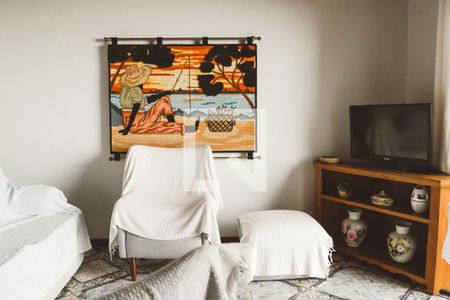 Casa à venda com 374m², 6 quartos e 5 vagas Casa à venda com 374m², 6 quartos e 5 vagasSala