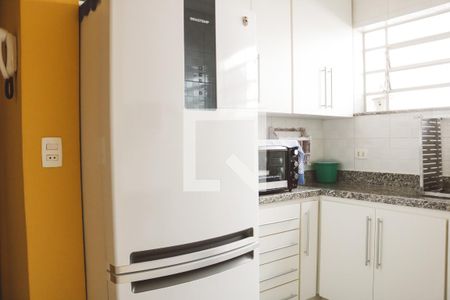 Casa à venda com 374m², 6 quartos e 5 vagas Casa à venda com 374m², 6 quartos e 5 vagasCozinha