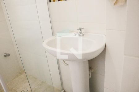 Casa à venda com 374m², 6 quartos e 5 vagas Casa à venda com 374m², 6 quartos e 5 vagasBanheiro