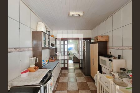 Casa à venda com 138m², 2 quartos e 3 vagas Casa à venda com 138m², 2 quartos e 3 vagasCozinha