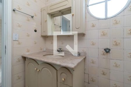 Casa à venda com 141m², 2 quartos e 2 vagasBanheiro