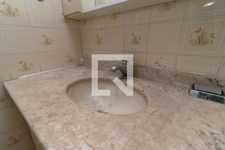 Casa à venda com 141m², 2 quartos e 2 vagasBanheiro