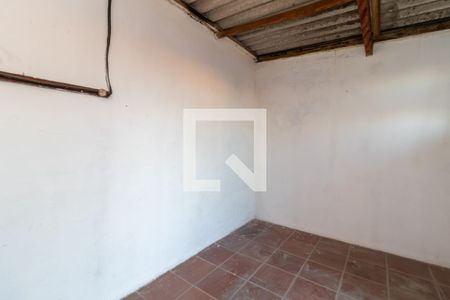 Casa à venda com 141m², 2 quartos e 2 vagasQuarto dos Fundos