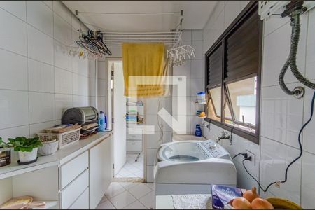 Apartamento à venda com 127m², 3 quartos e 2 vagas Apartamento à venda com 127m², 3 quartos e 2 vagasÁrea de Serviço