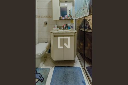 Apartamento à venda com 127m², 3 quartos e 2 vagas Apartamento à venda com 127m², 3 quartos e 2 vagasBanheiro da Suíte 1