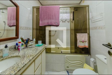 Apartamento à venda com 127m², 3 quartos e 2 vagas Apartamento à venda com 127m², 3 quartos e 2 vagasBanheiro da Suíte 3