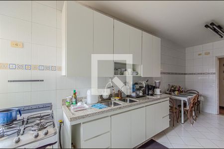 Apartamento à venda com 127m², 3 quartos e 2 vagas Apartamento à venda com 127m², 3 quartos e 2 vagasCozinha
