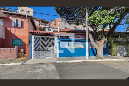 Casa à venda com 240m², 3 quartos e 4 vagasFachada