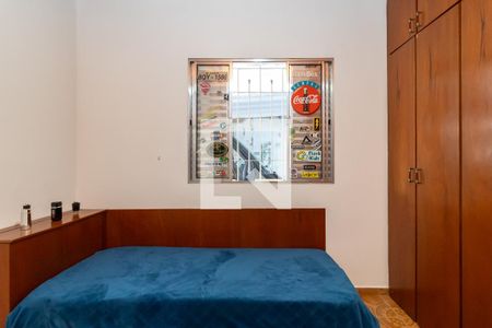 Casa à venda com 240m², 3 quartos e 4 vagasQuarto 