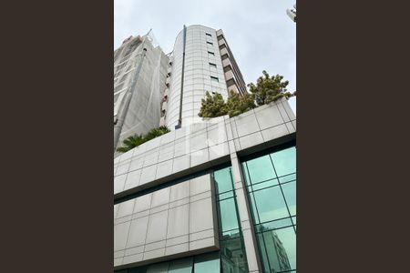 Apartamento à venda com 45m², 1 quarto e 1 vaga Apartamento à venda com 45m², 1 quarto e 1 vagaFachada