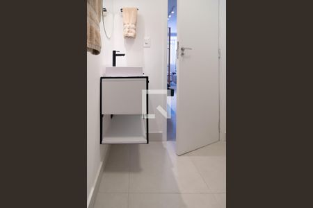 Studio à venda com 30m², 1 quarto e sem vaga Studio à venda com 30m², 1 quarto e sem vagaBanheiro
