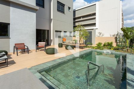 Apartamento à venda com 93m², 3 quartos e 1 vaga Apartamento à venda com 93m², 3 quartos e 1 vagaÁrea comum - Piscina