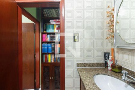 Casa à venda com 112m², 2 quartos e 1 vaga Casa à venda com 112m², 2 quartos e 1 vagaBanheiro Social