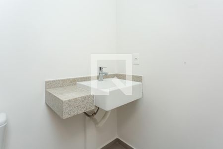 Apartamento à venda com 71m², 2 quartos e 1 vaga Apartamento à venda com 71m², 2 quartos e 1 vagaBanheiro