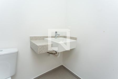 Apartamento à venda com 71m², 2 quartos e 1 vaga Apartamento à venda com 71m², 2 quartos e 1 vagaBanheiro da Suíte