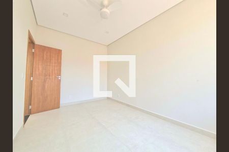 Casa de condomínio à venda com 225m², 5 quartos e 3 vagasQuarto 5