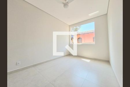 Casa de condomínio à venda com 225m², 5 quartos e 3 vagasQuarto 5