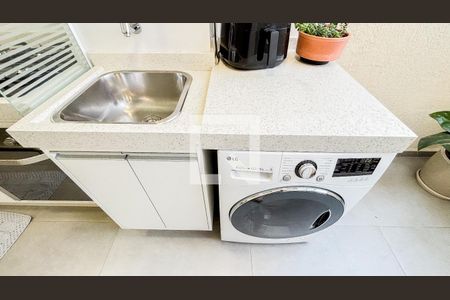 Apartamento à venda com 52m², 2 quartos e 1 vaga Apartamento à venda com 52m², 2 quartos e 1 vagaÁrea de Serviço