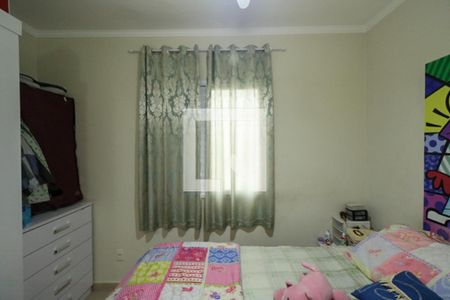 Apartamento à venda com 84m², 3 quartos e 2 vagas Apartamento à venda com 84m², 3 quartos e 2 vagasSuíte