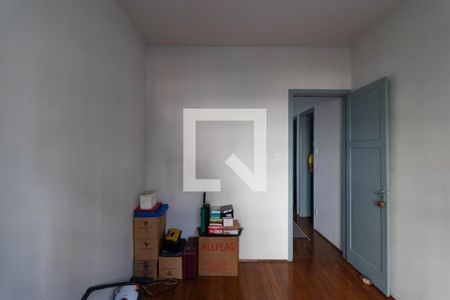 Casa à venda com 274m², 4 quartos e 8 vagas Casa à venda com 274m², 4 quartos e 8 vagasQuarto 02