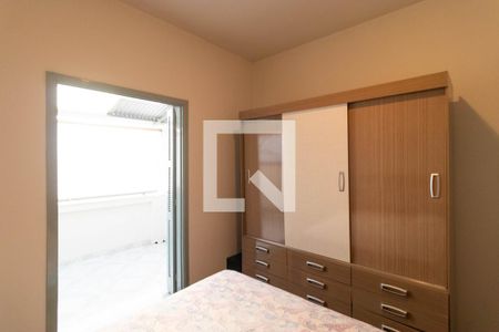 Casa à venda com 274m², 4 quartos e 8 vagas Casa à venda com 274m², 4 quartos e 8 vagasQuarto 03