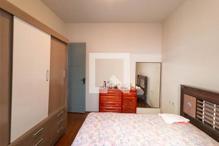 Casa à venda com 274m², 4 quartos e 8 vagas Casa à venda com 274m², 4 quartos e 8 vagasQuarto 03