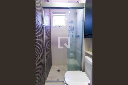 Apartamento à venda com 73m², 2 quartos e 2 vagas Apartamento à venda com 73m², 2 quartos e 2 vagasBanheiro da Suíte Detalhe