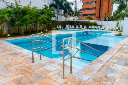 Apartamento à venda com 73m², 2 quartos e 2 vagas Apartamento à venda com 73m², 2 quartos e 2 vagasÁrea comum - Piscina