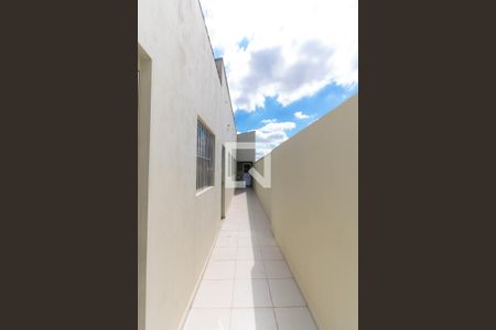 Casa de condomínio para alugar com 57m², 2 quartos e sem vagaÁrea comum