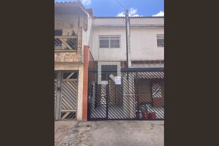 Casa de condomínio para alugar com 57m², 2 quartos e sem vagaFachada