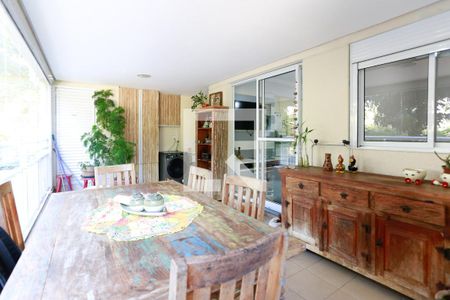 Apartamento à venda com 87m², 3 quartos e 2 vagas Apartamento à venda com 87m², 3 quartos e 2 vagasSacada