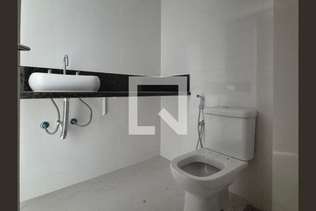 Apartamento à venda com 180m², 3 quartos e 3 vagas Apartamento à venda com 180m², 3 quartos e 3 vagasBanheiro da Suíte 2